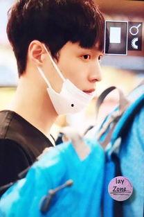 戴口罩爆料娱乐圈,揭秘明星们的真实生活与幕后故事 第3张 戴口罩爆料娱乐圈,揭秘明星们的真实生活与幕后故事 第3张