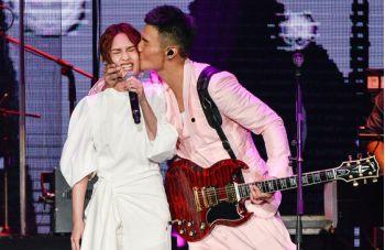 歌王女朋友爆料视频大全,揭秘明星背后的甜蜜瞬间 第2张 歌王女朋友爆料视频大全,揭秘明星背后的甜蜜瞬间 第2张